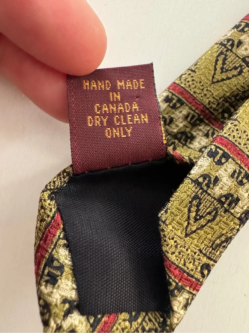 Vintage 90s Britches of Georgetowne Silk Tie